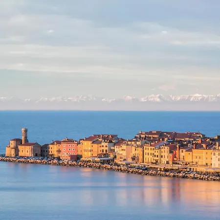 Piranesi - Parking Included Piran